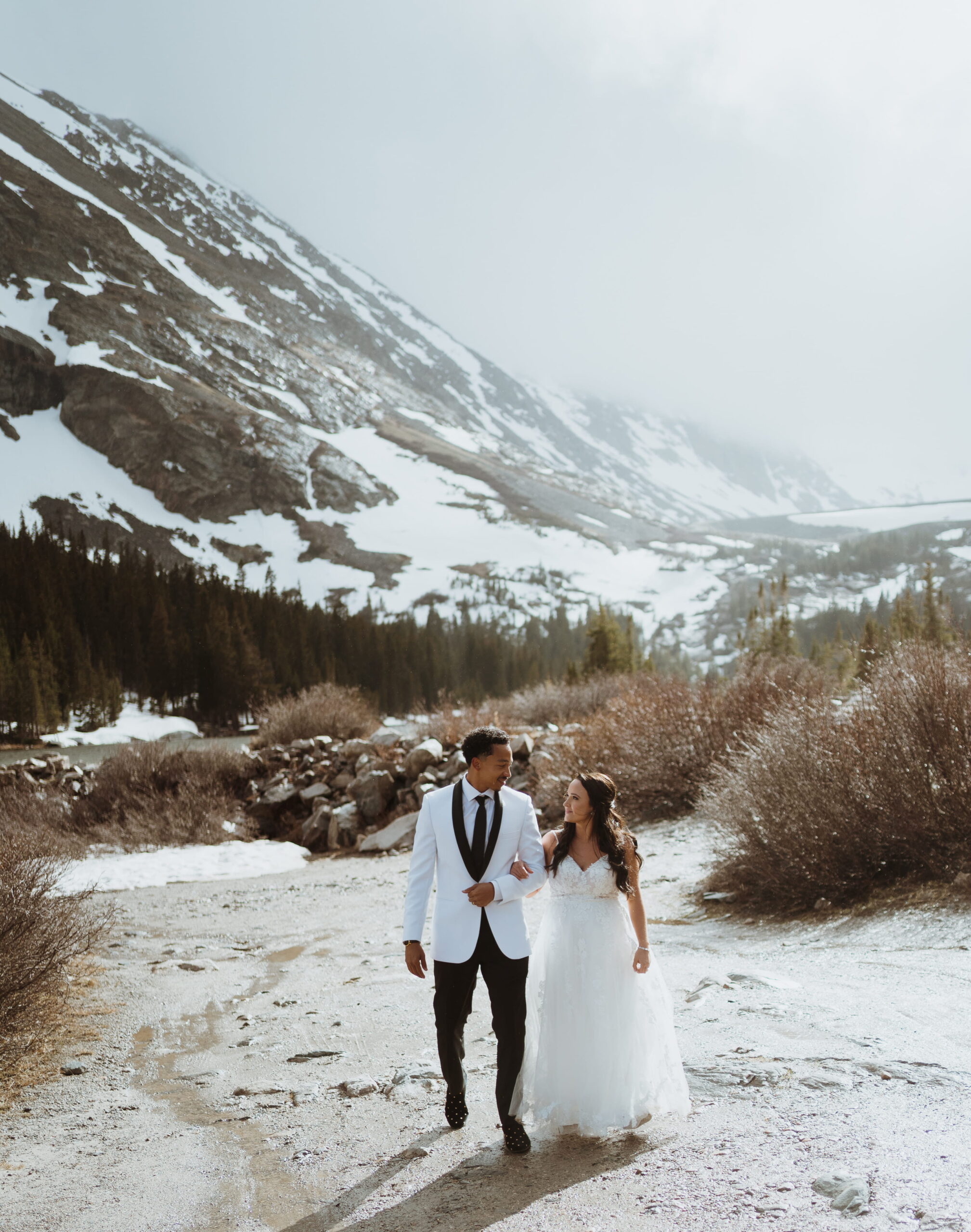 late spring elopement at blue lakes colorado. eloping in the rockies. planning your adventure wedding in colorado. breckenridge elopement.